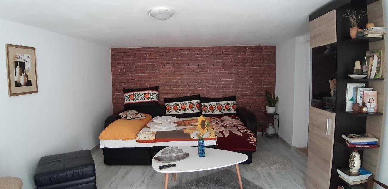 Pensiunea Casa Godja Văleni Quarto foto