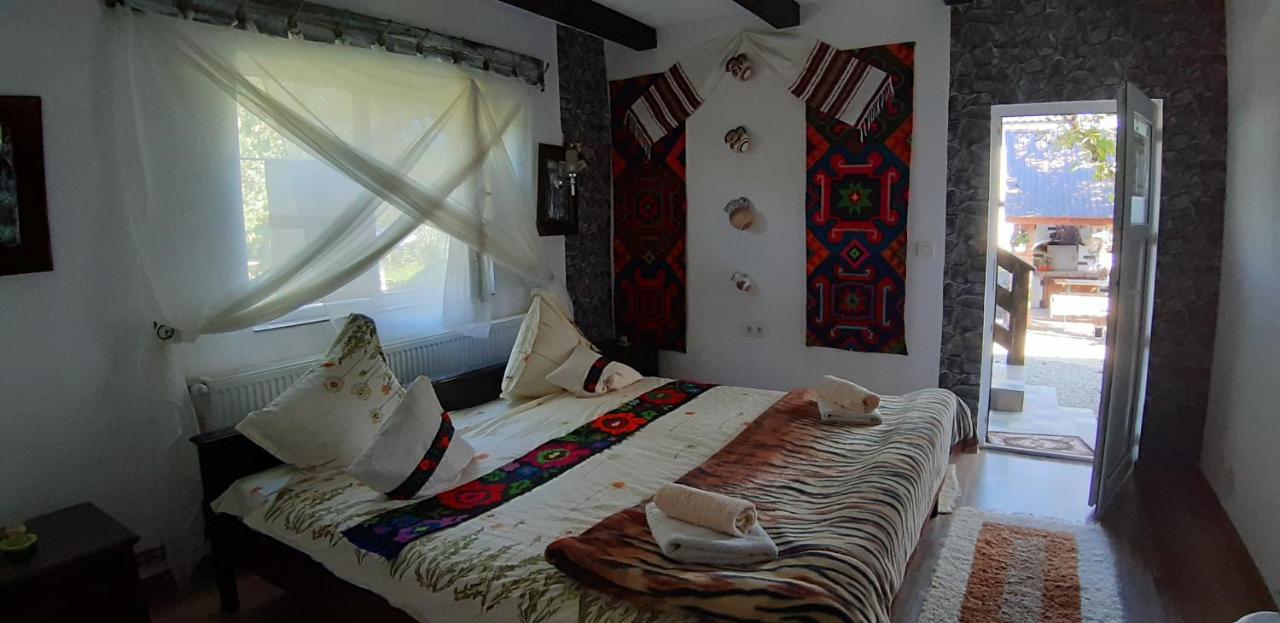 Pensiunea Casa Godja Văleni Quarto foto