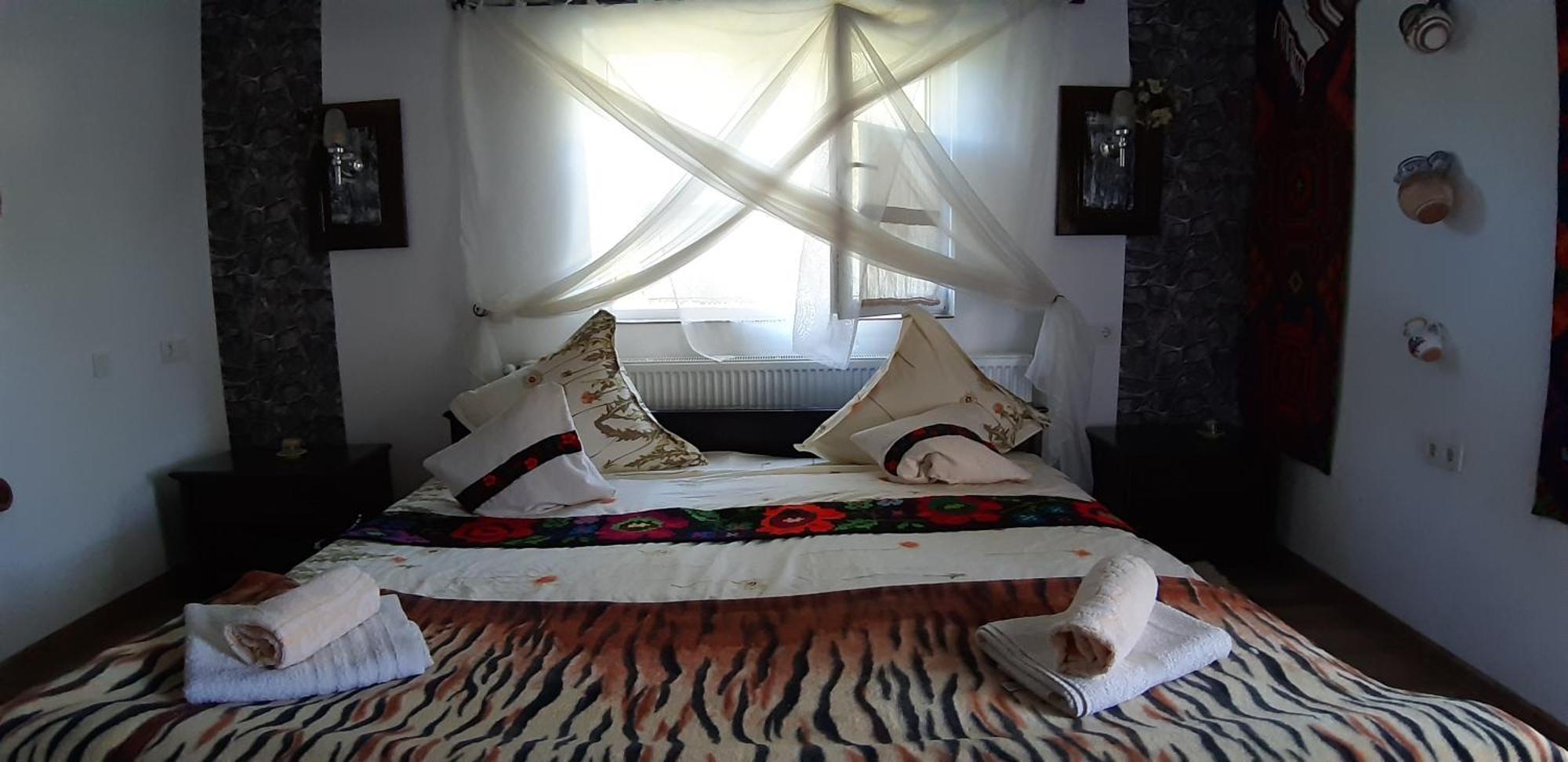 Pensiunea Casa Godja Văleni Quarto foto